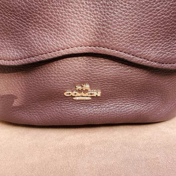 Coach Petal Drawstring Leather Drawstring  Crossbody Handbag F11807 - Picture 2 of 7